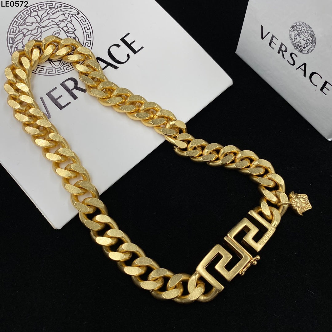 175RV61XDE Stylish Necklaces .  Bracelets