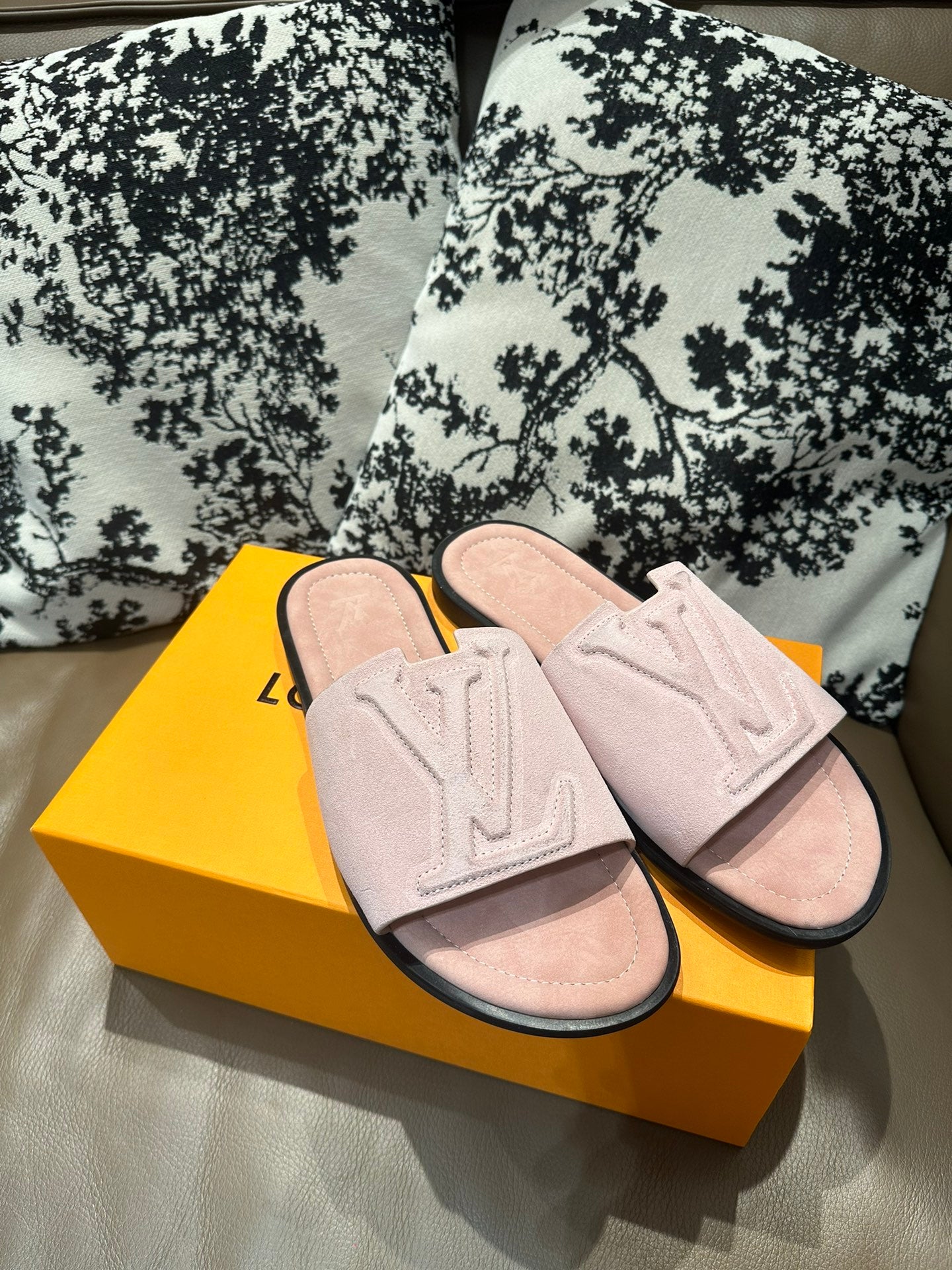 285ZE25ZDE Stylish leather Shoes