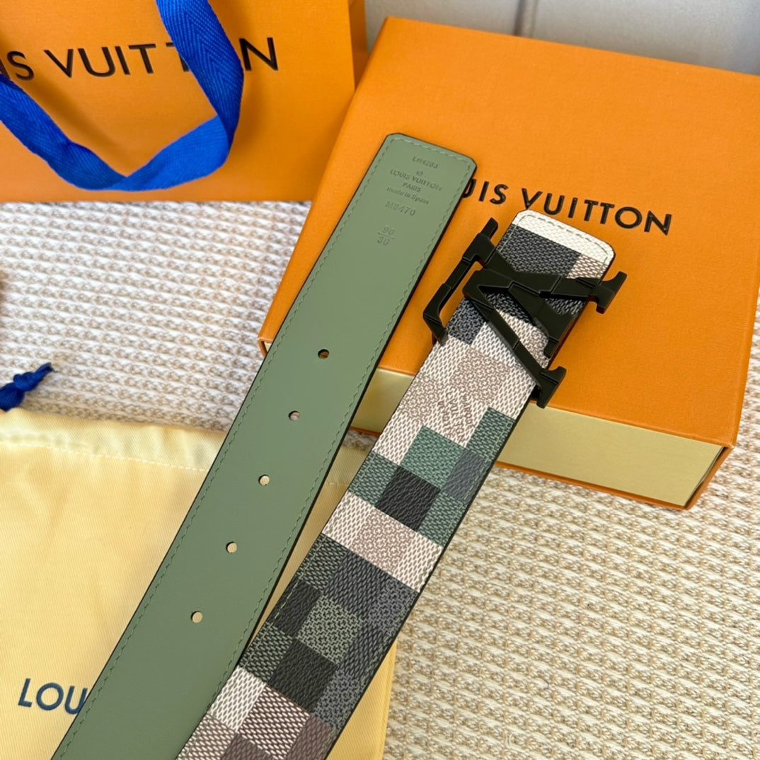 14E129PDE Stylish  High quality belt With full package