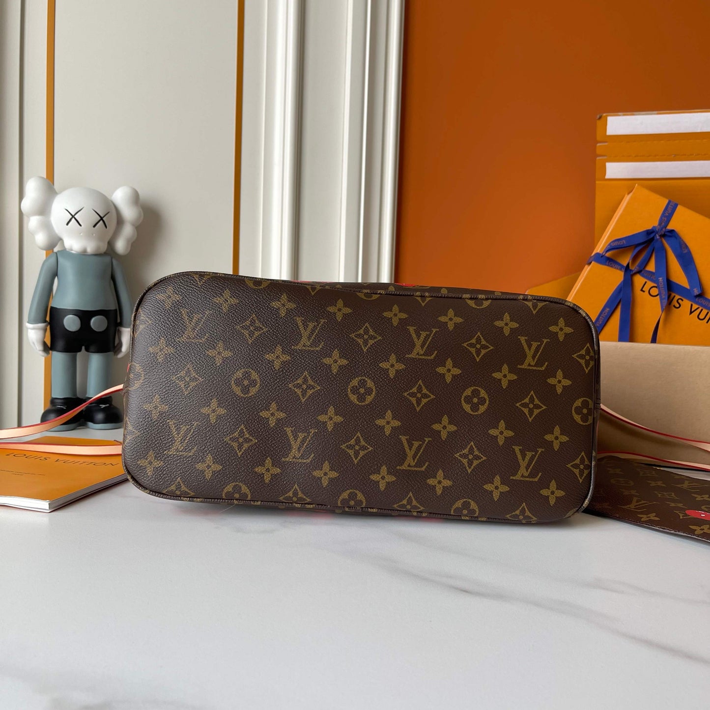 15RE32BDE Stylish leather bag