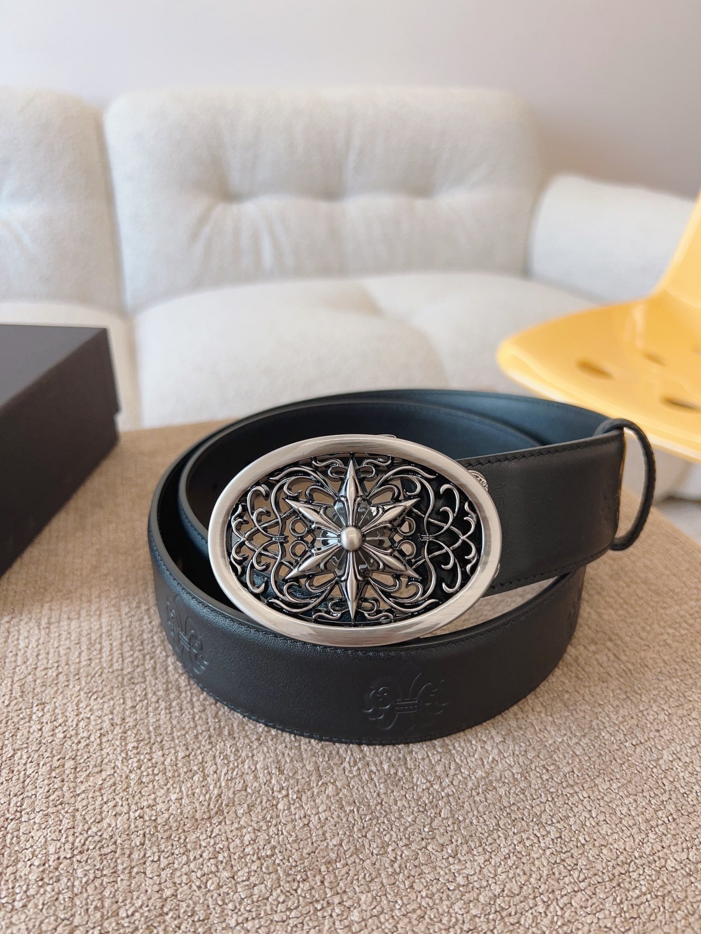 255RA17PDE Stylish  High quality belt With full package