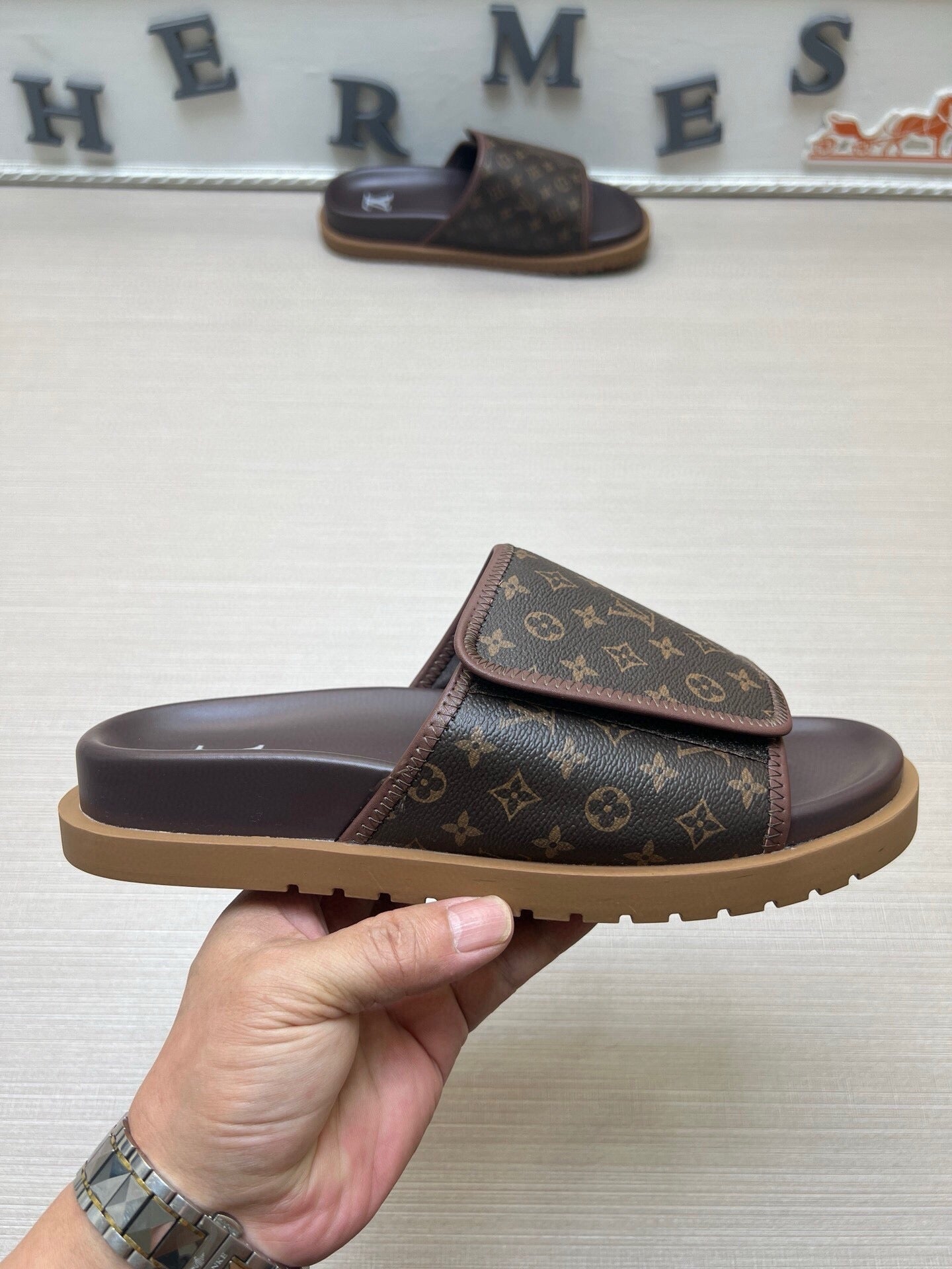 5WE246ZDE Stylish Slippers