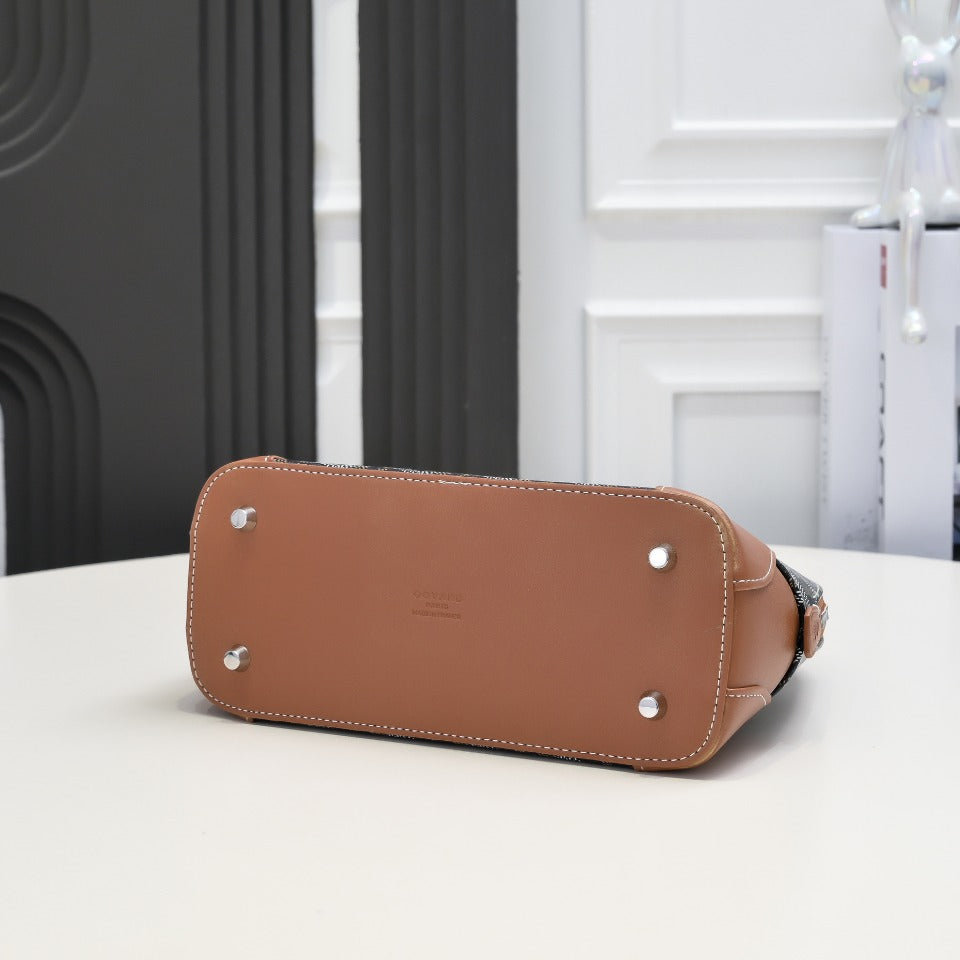 1WA106BDE Stylish leather bag