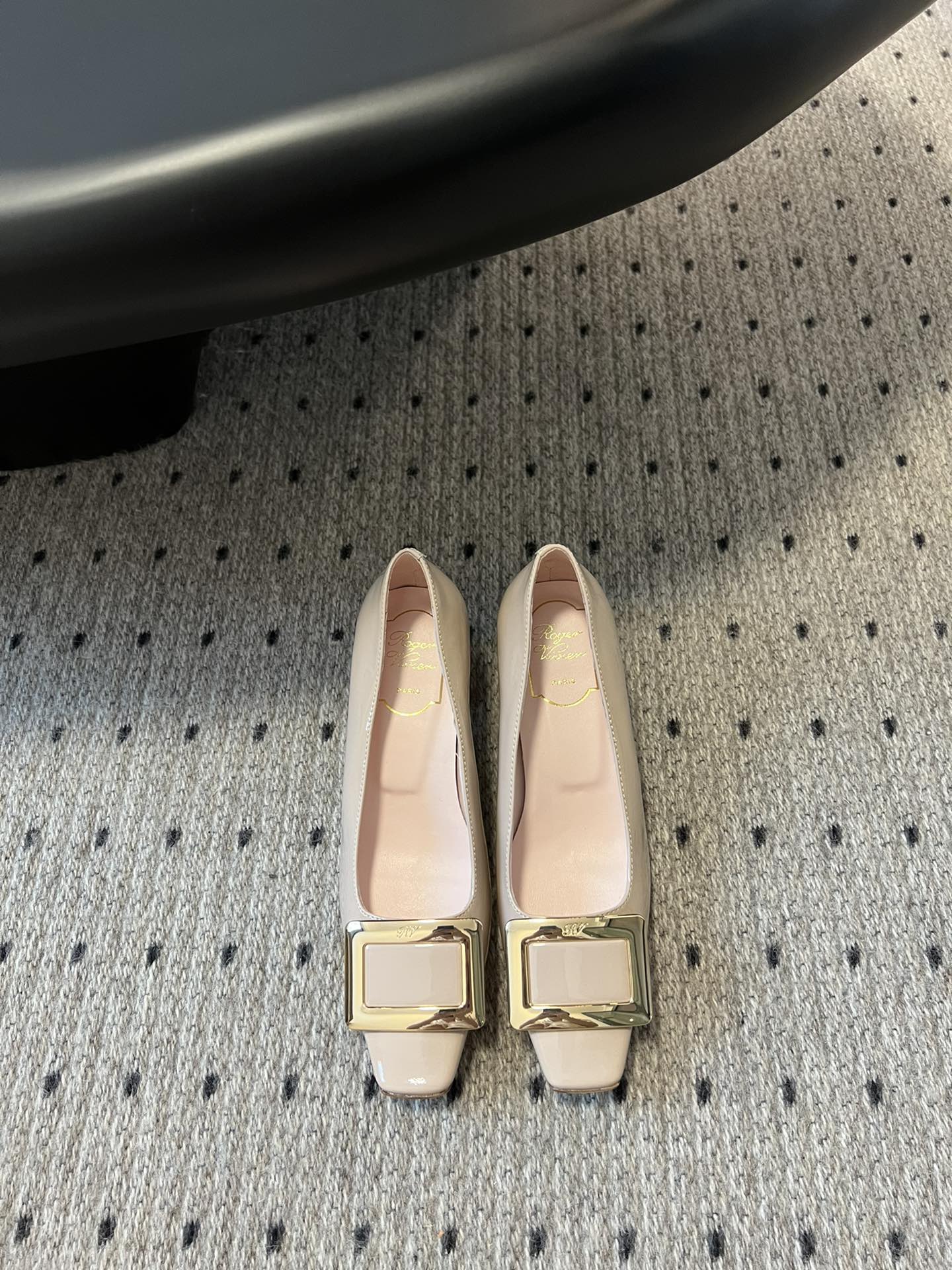 1ZA250ZDE Stylish High heels