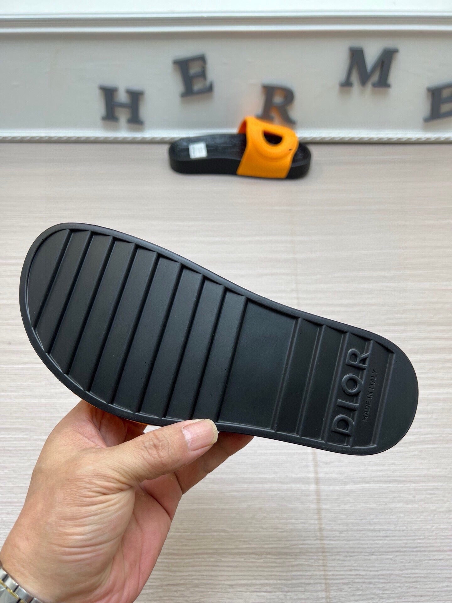 5LD213ZDE Stylish Slippers