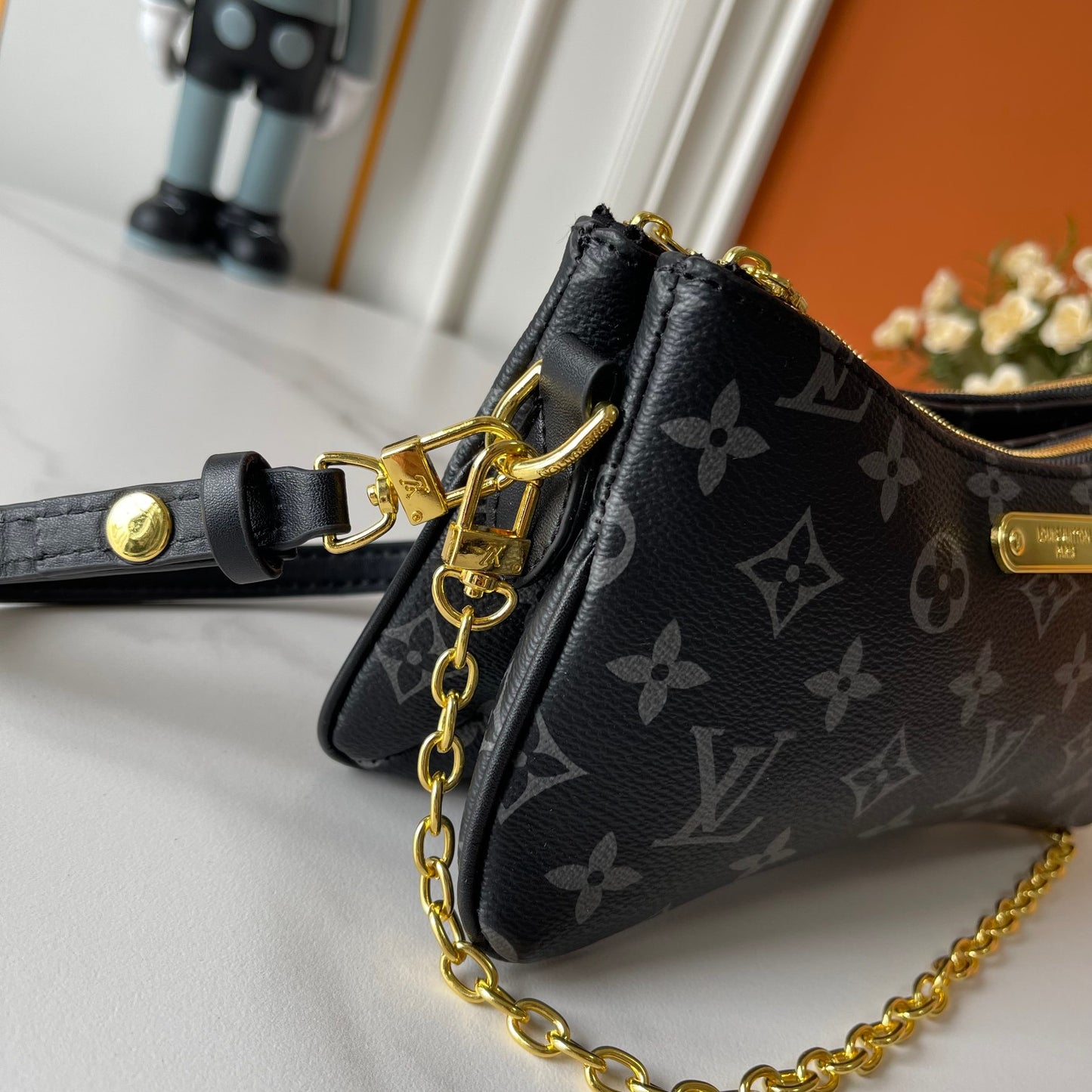 15RE30BDE Stylish bag