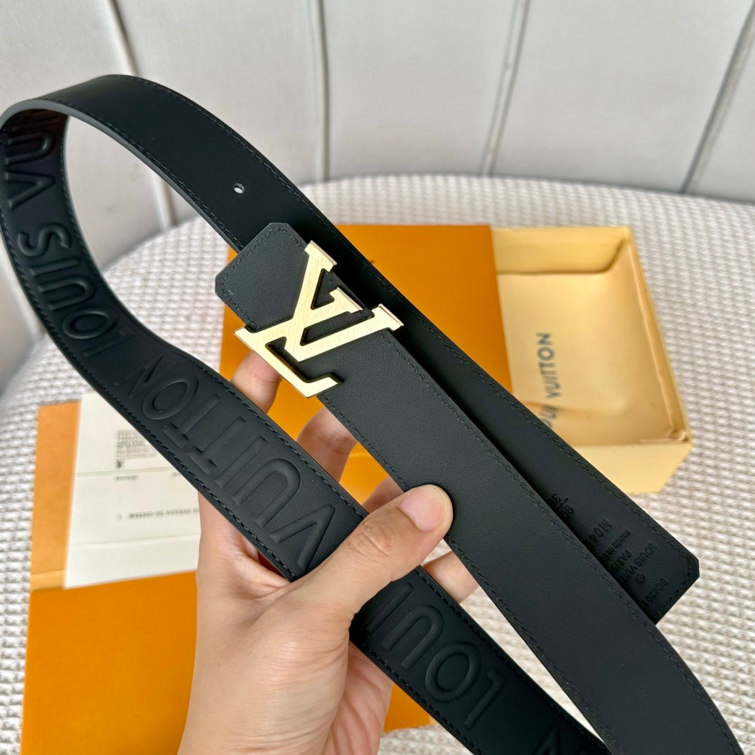 14E20PDE Stylish  High quality belt With full package