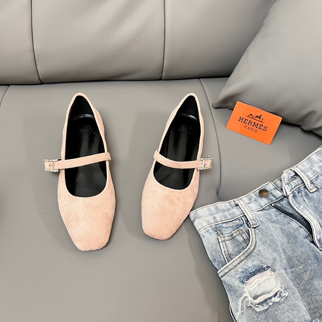 1JE1ZDE Stylish leather  boots