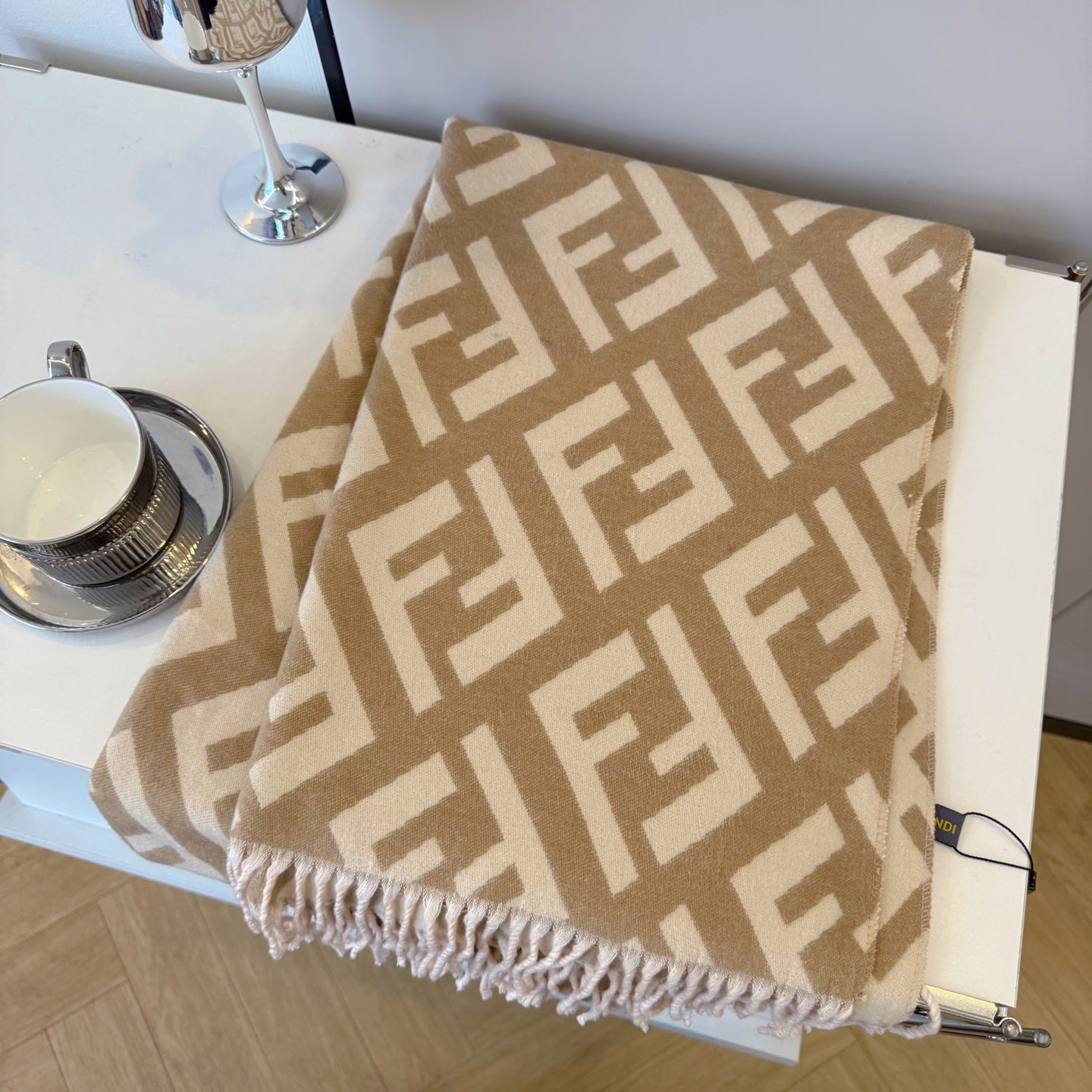185ZF29WDE Stylish Winter Scarves