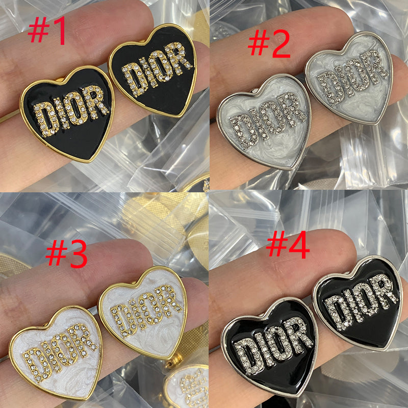 84D31EDE Stylish Earrings