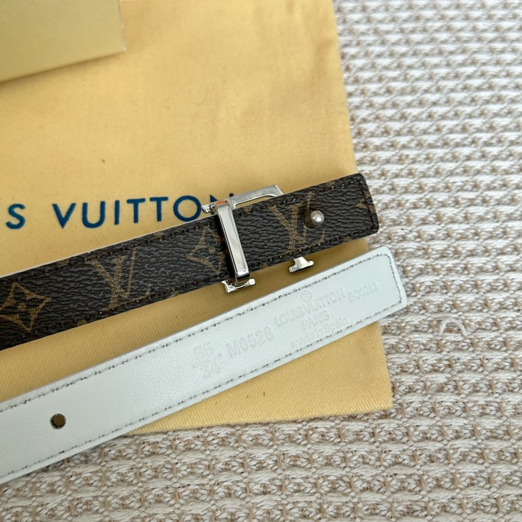 14E146PDE Stylish  High quality belt With full package