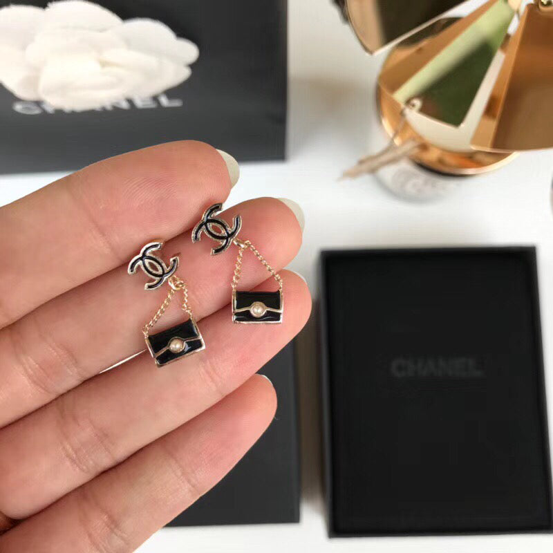 1YC258EDE Stylish Earrings