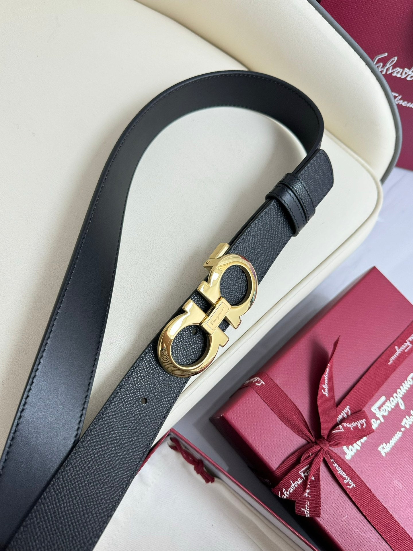 1WA170PDE Stylish  High quality belt With full package