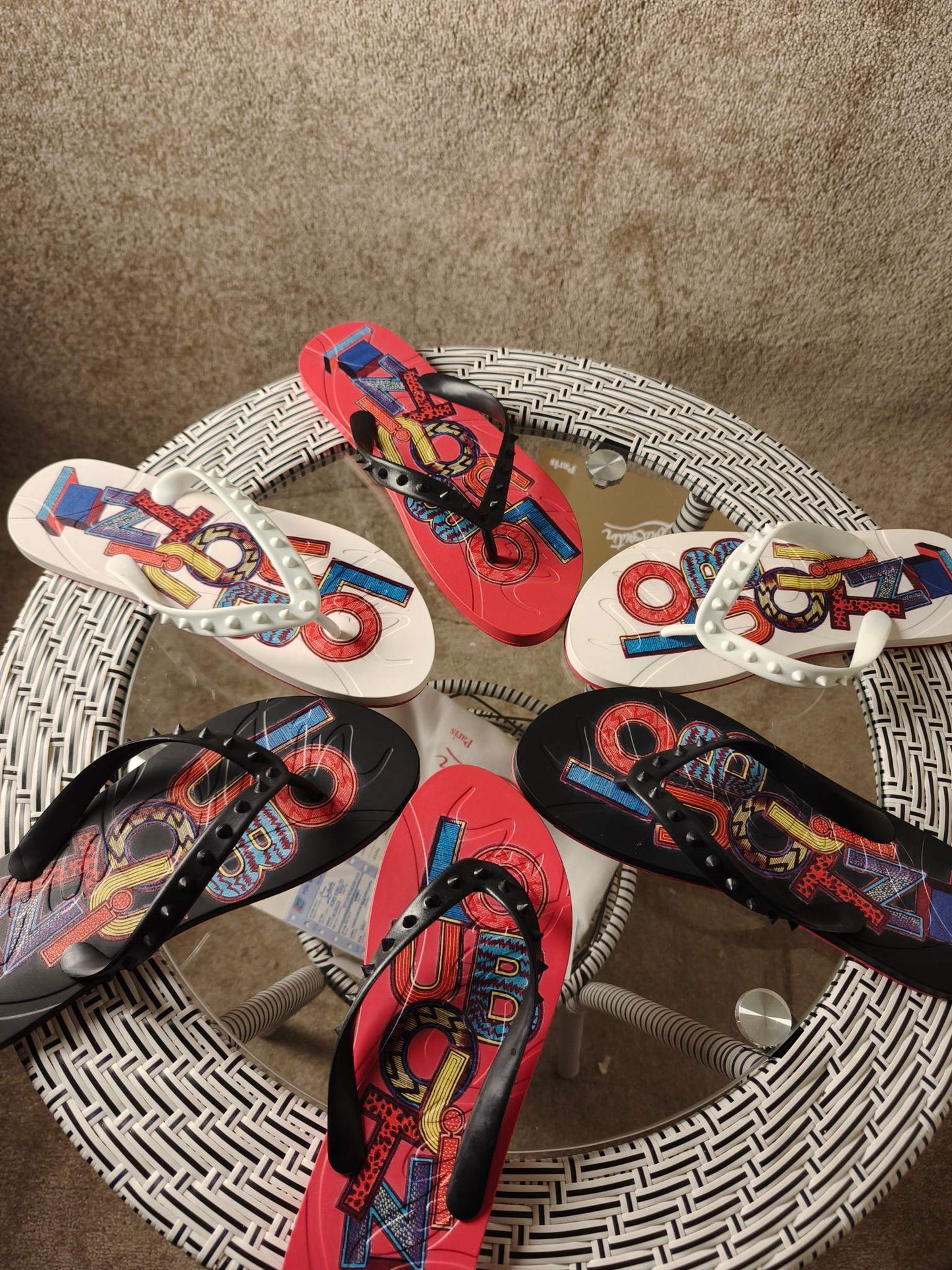 J4A12ZDE Stylish Slippers