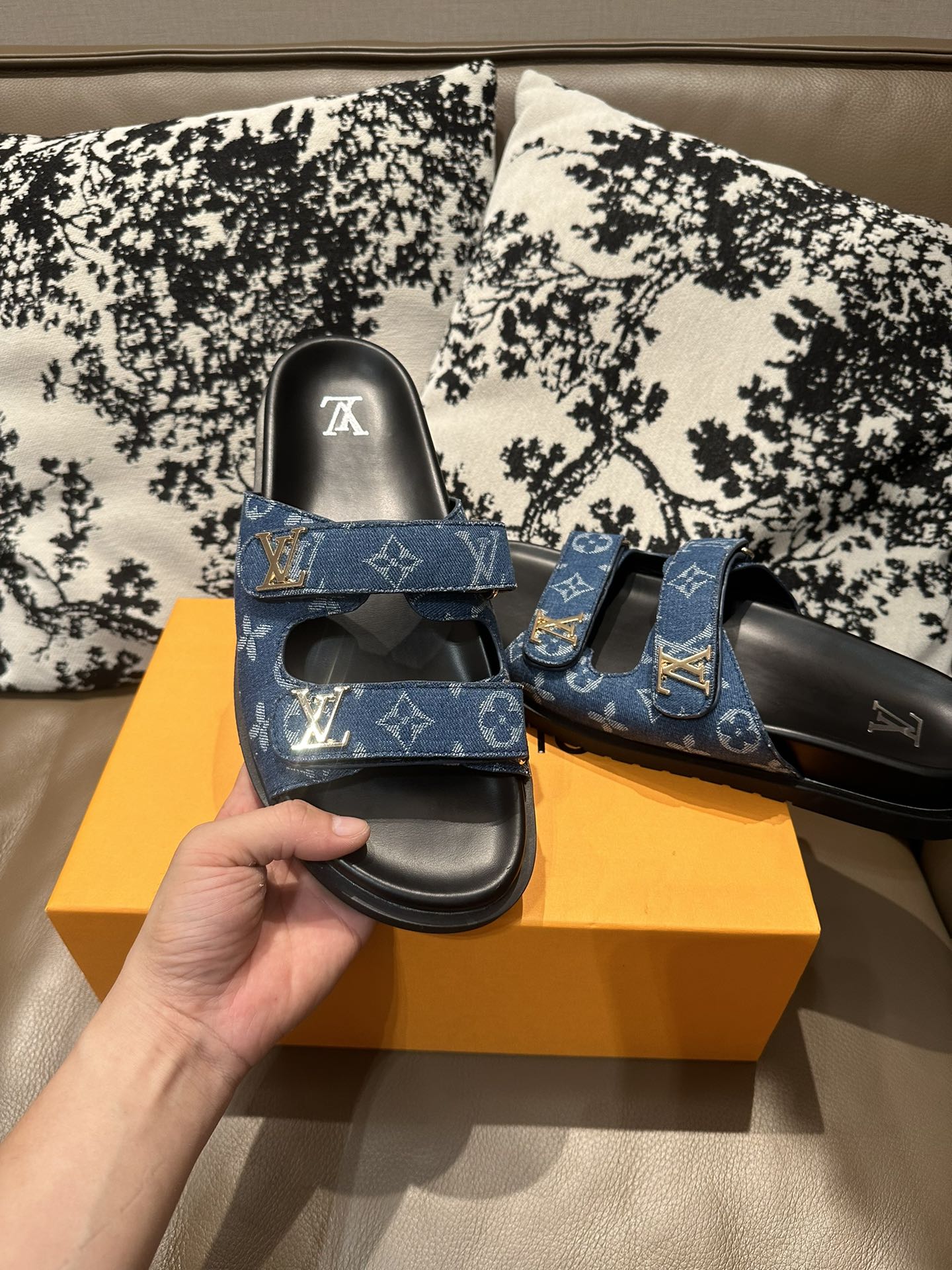 285ZE29ZDE Stylish leather Shoes