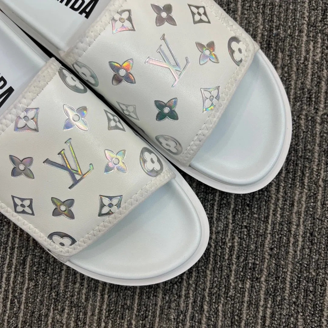 5YE47ZDE Stylish Slippers