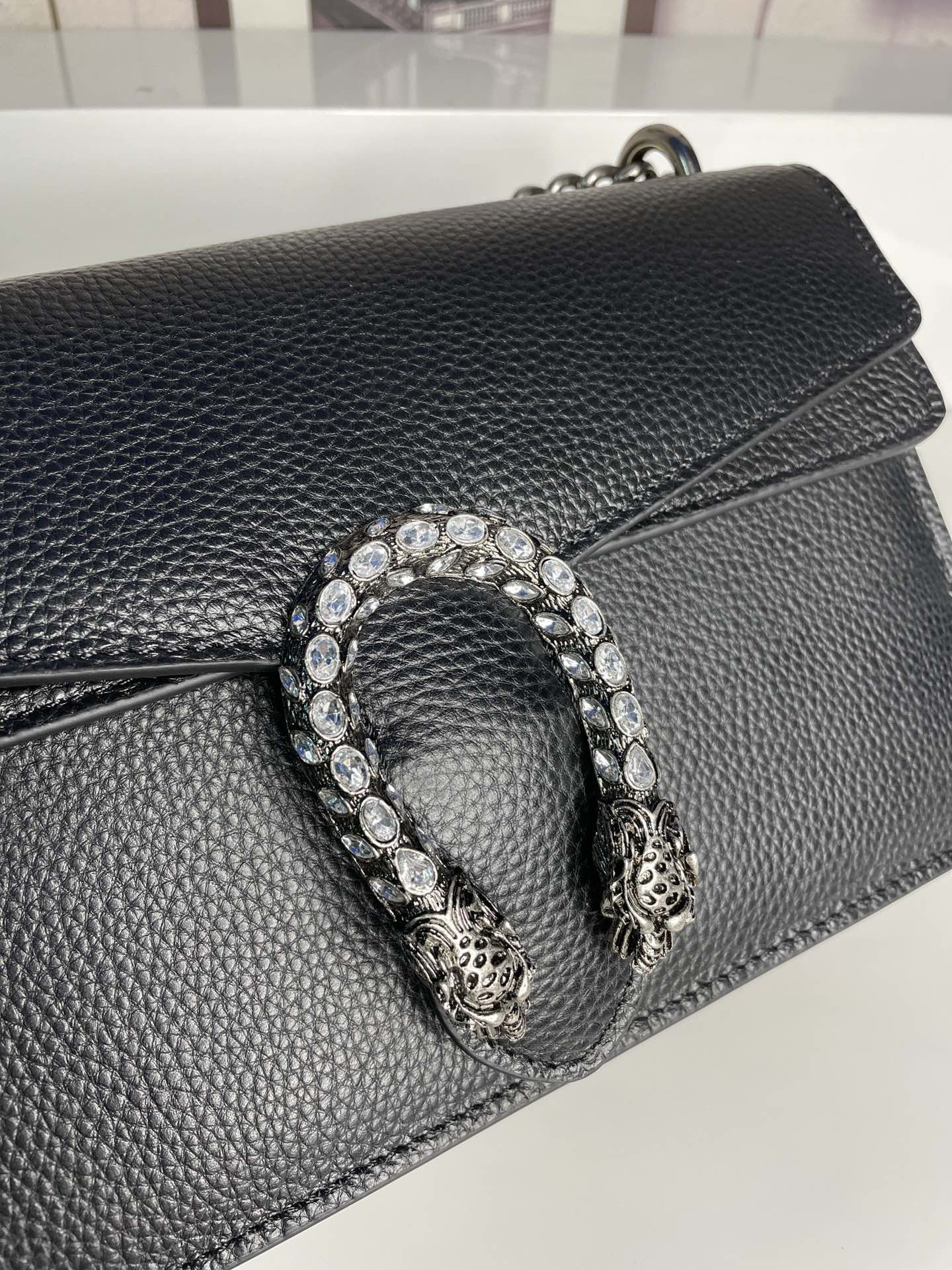 1XB458BDE Stylish leather bag