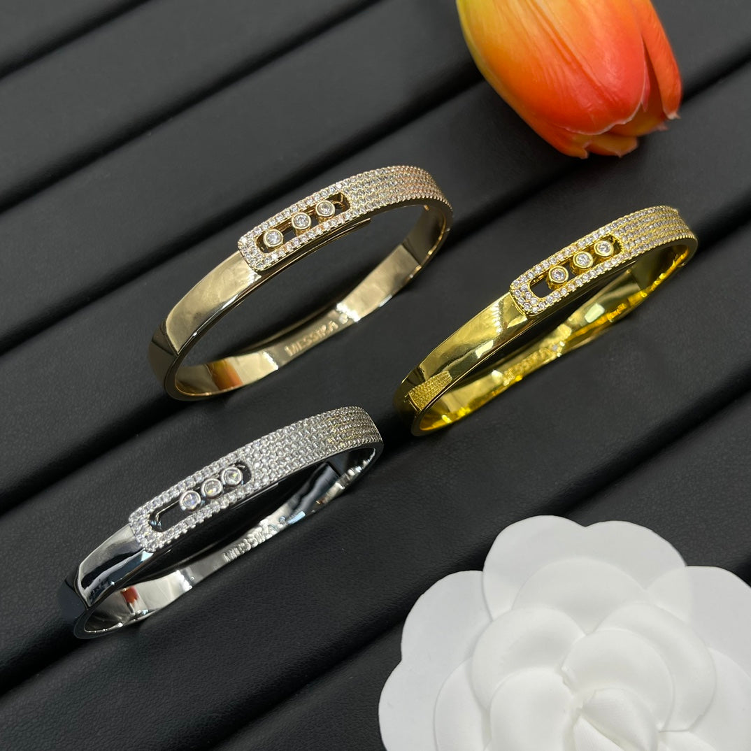 14A763KDE Stylish Bracelets