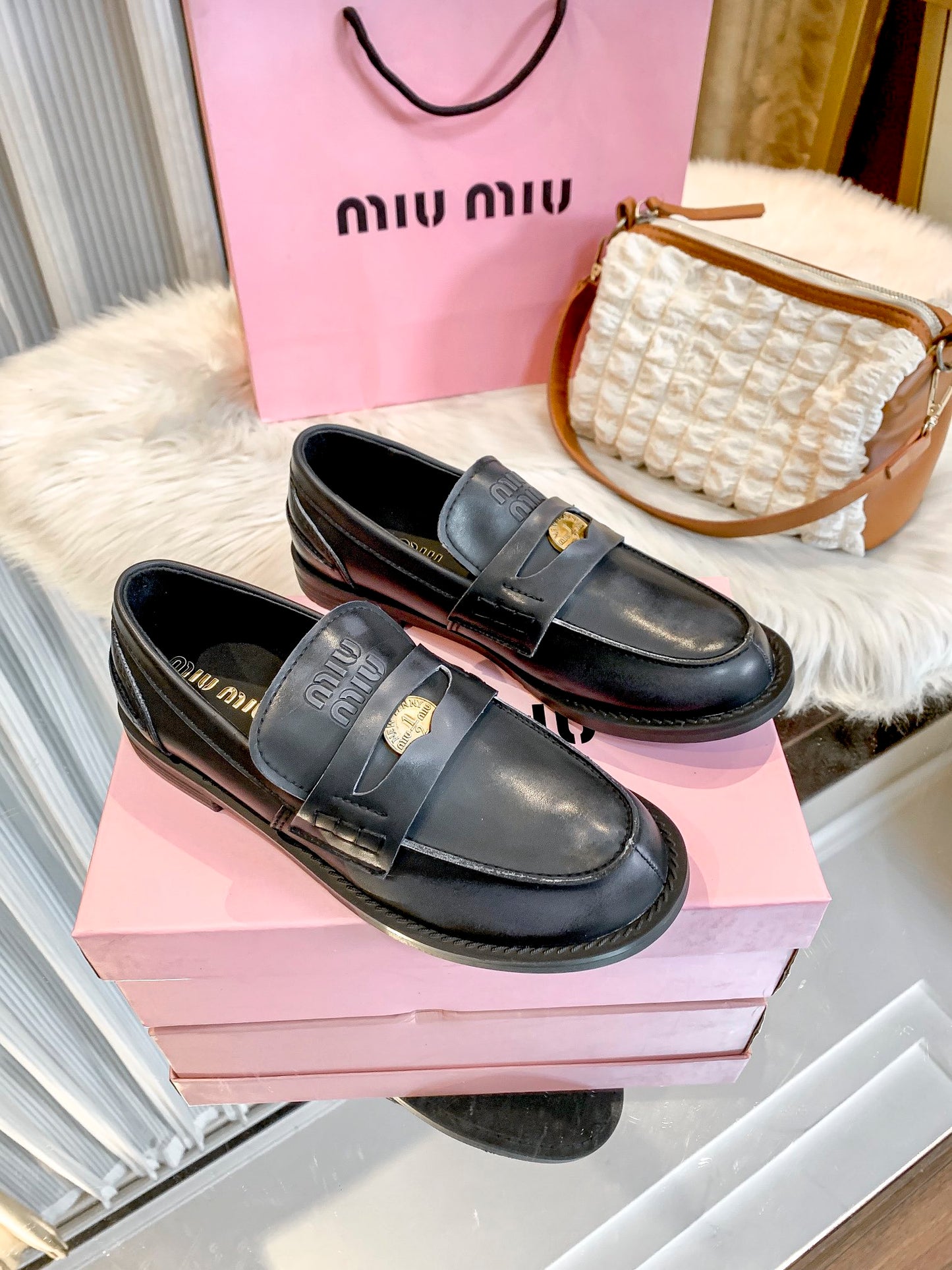 1WA262ZDE Stylish Casual shoes