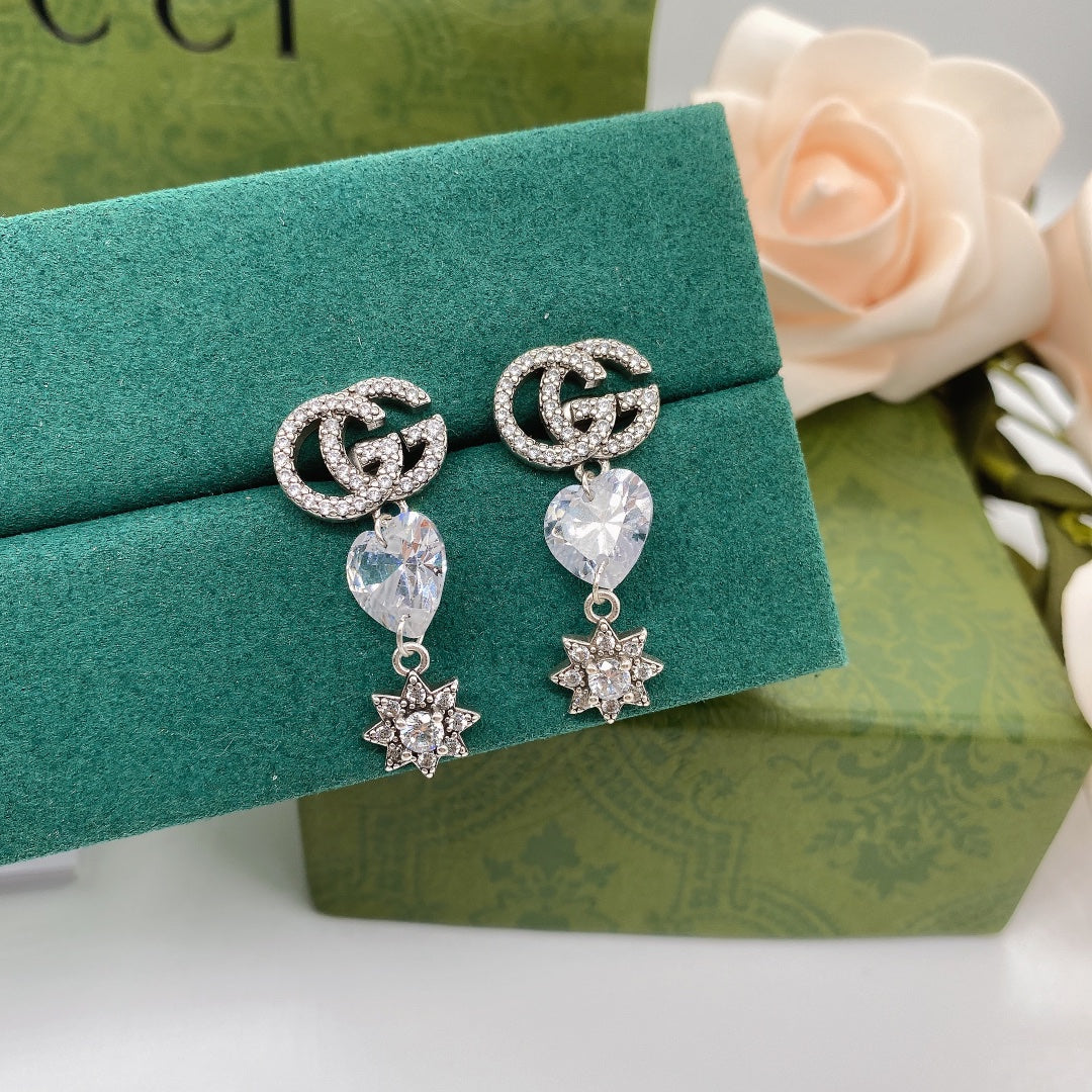 14B1032EDE Stylish Earrings