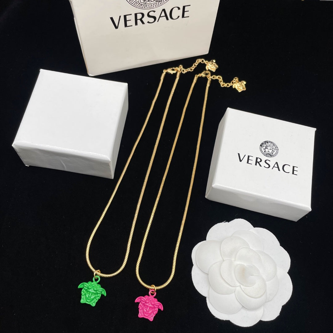 175RV64XDE Stylish Necklaces