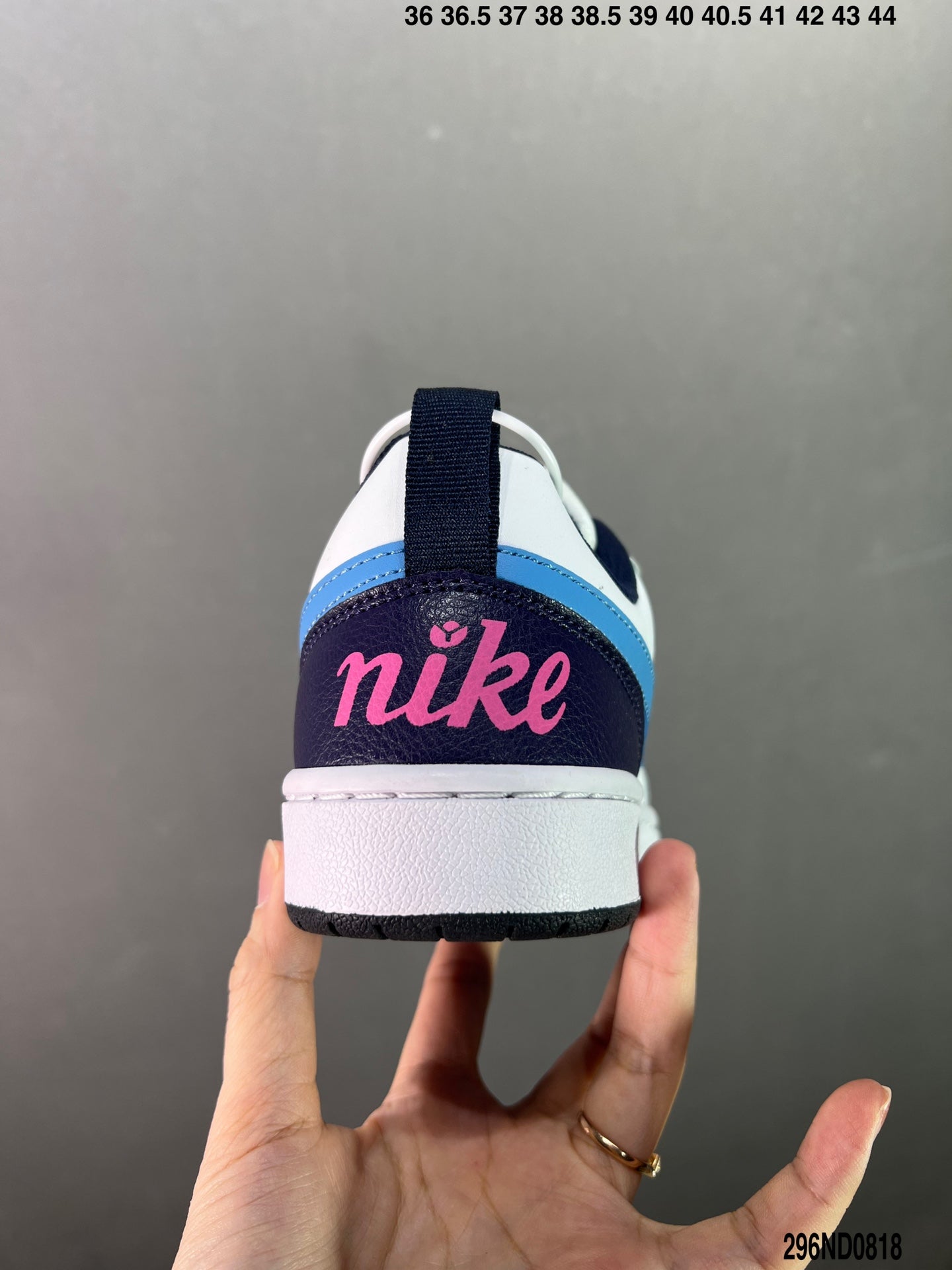 4YN40ZDE Stylish Sneakers (No Box, August-October Big Sale)