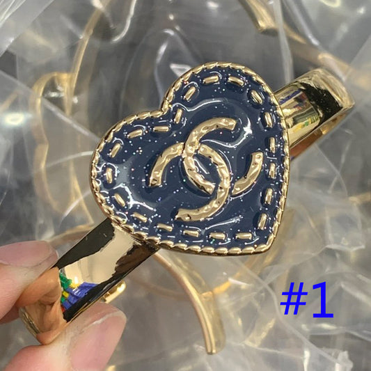 8XC65KDE Stylish Bracelets