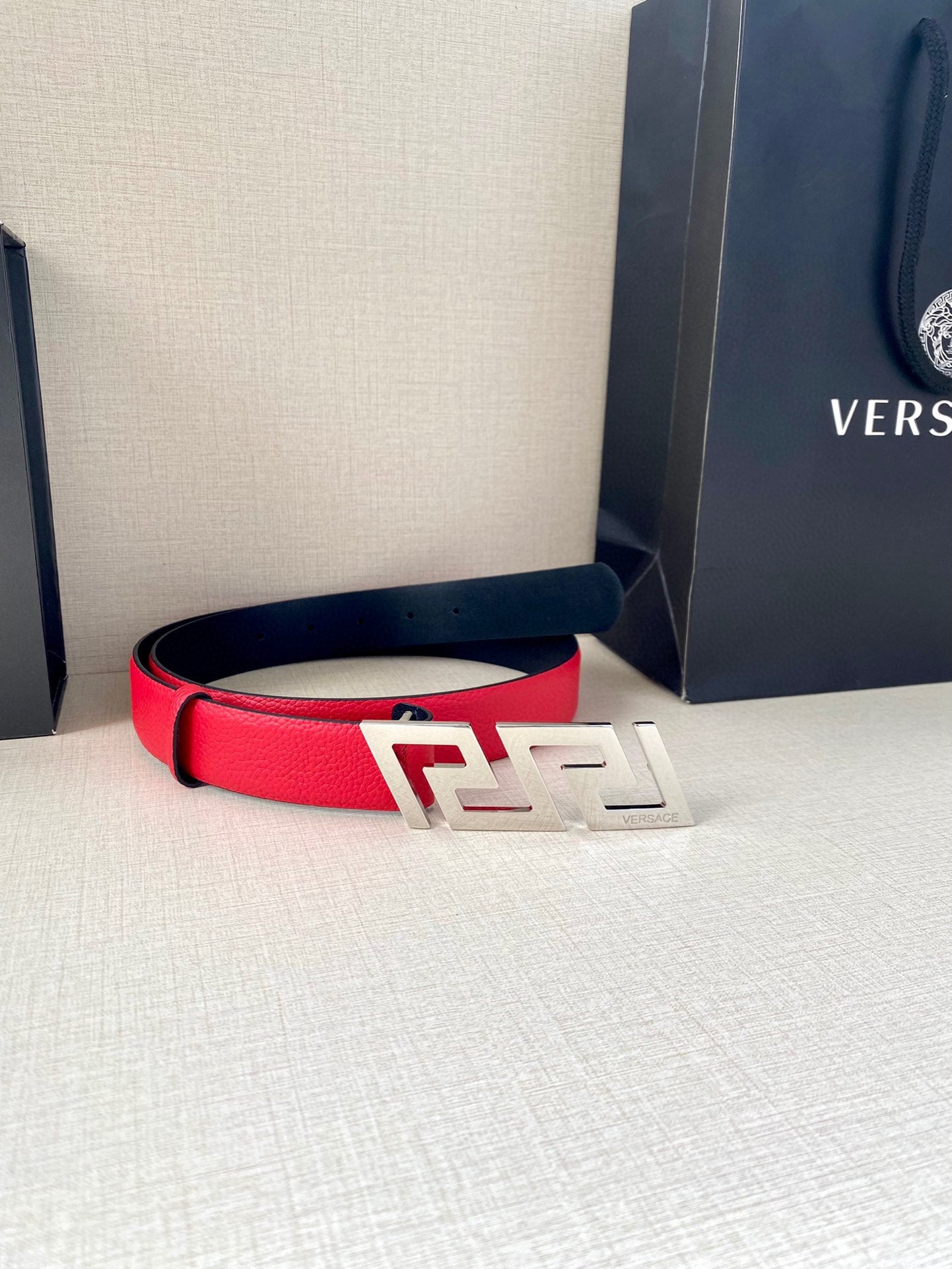 1WV166PDE Stylish  High quality belt With full package