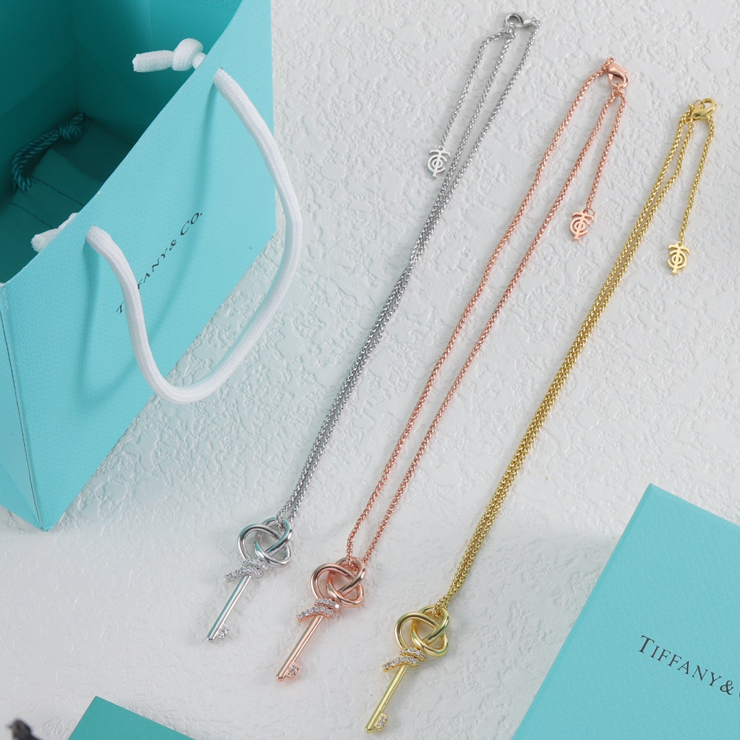 14T633KDE Stylish Necklaces