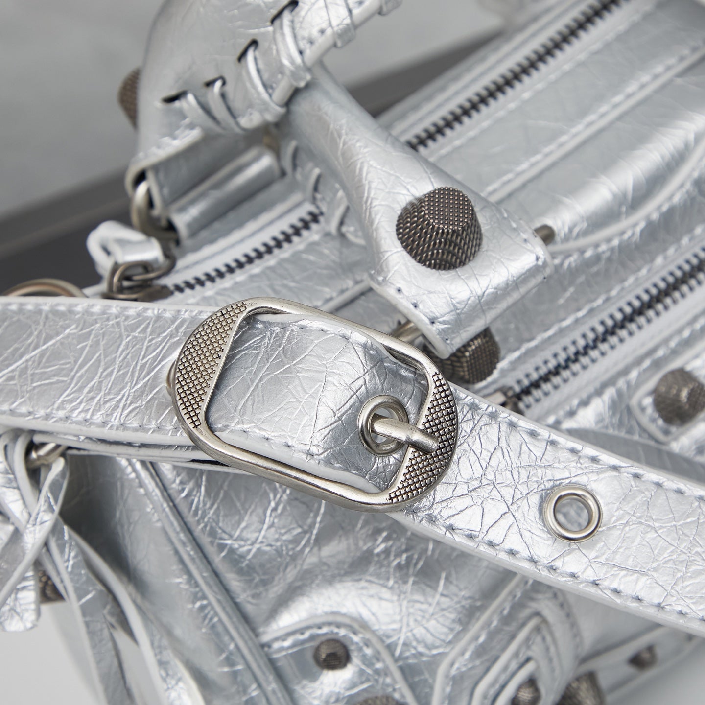 2WJ21BDE Stylish leather bag