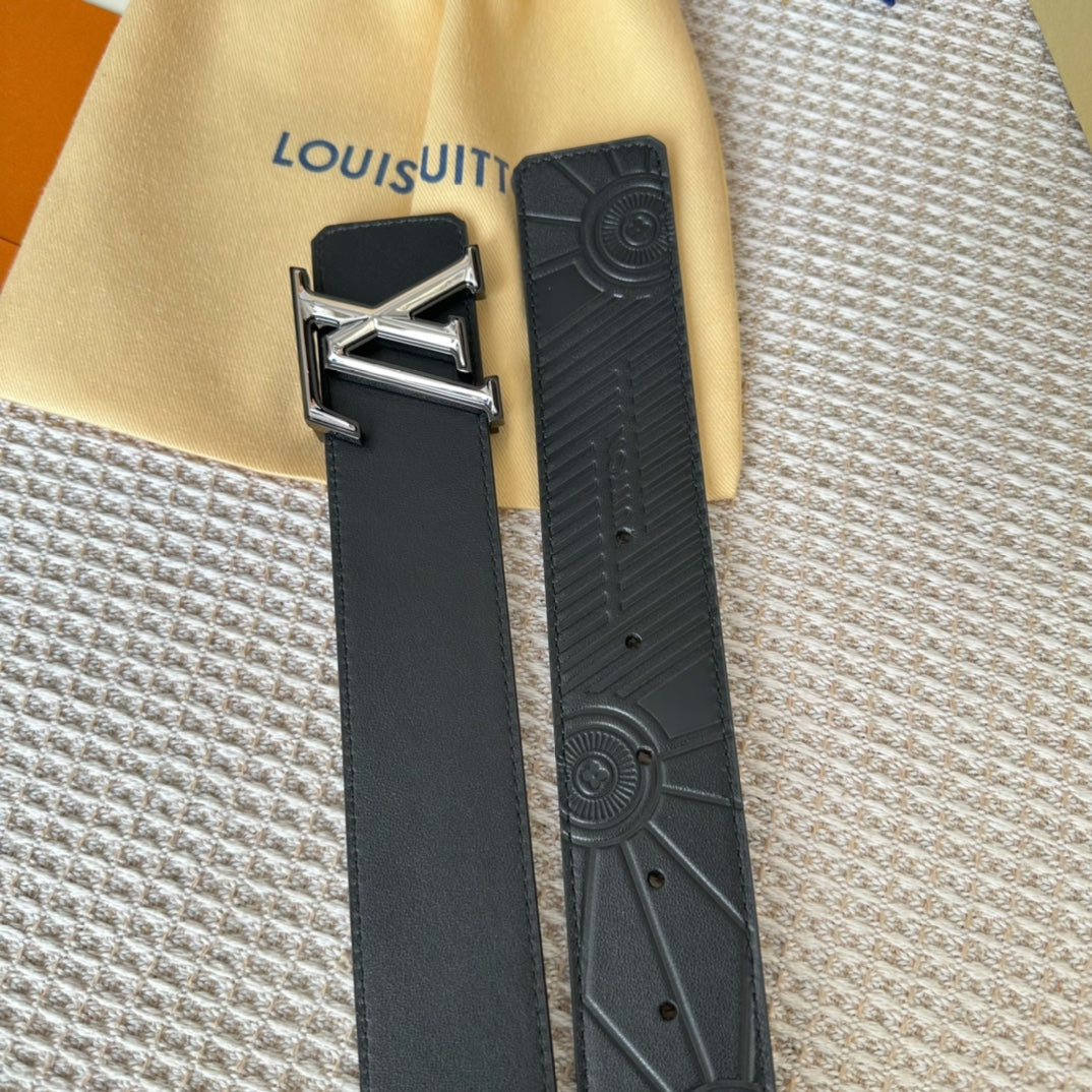 14E54PDE Stylish  High quality belt With full package