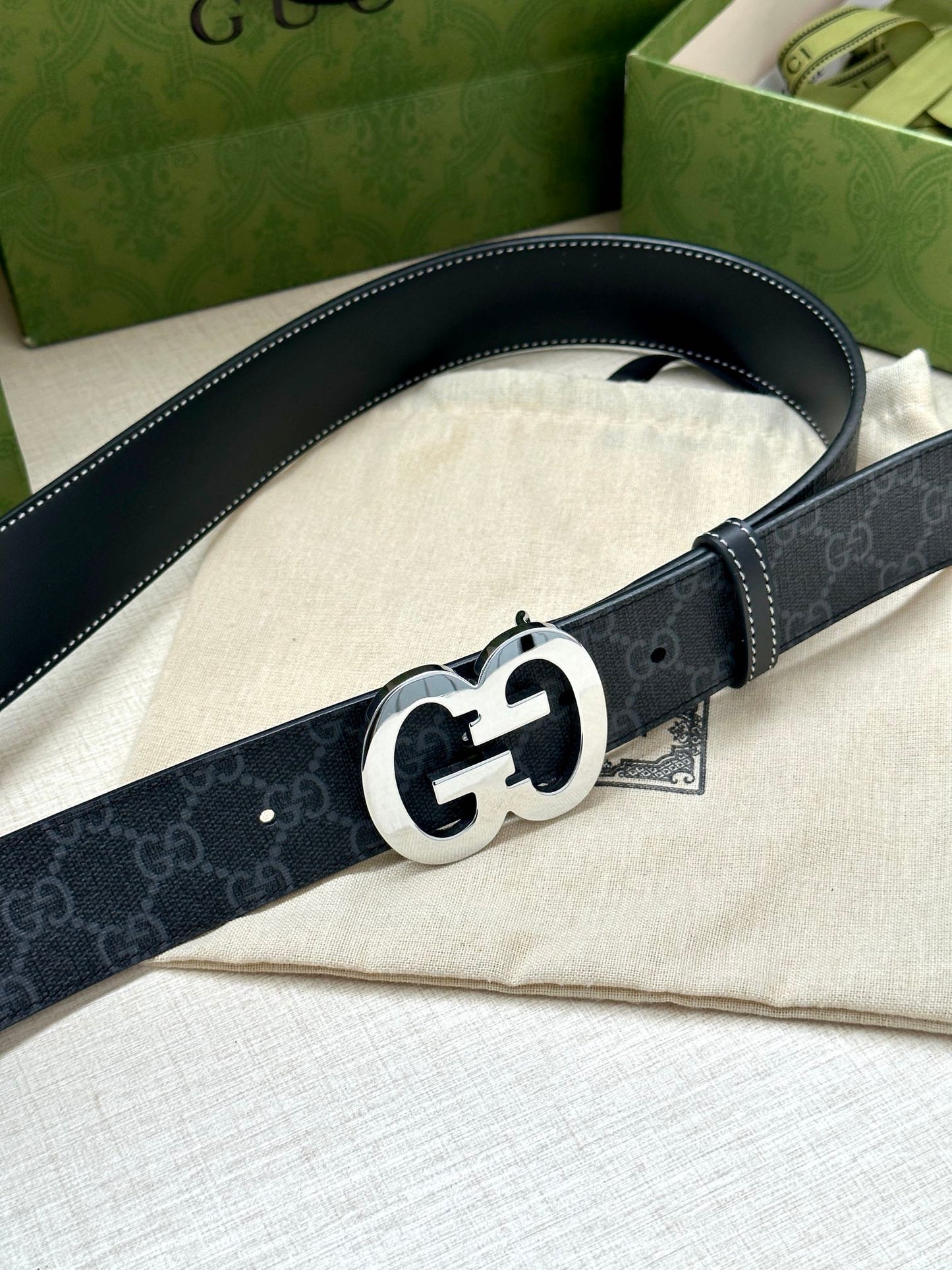 155RB210PDE Stylish  High quality belt With full package