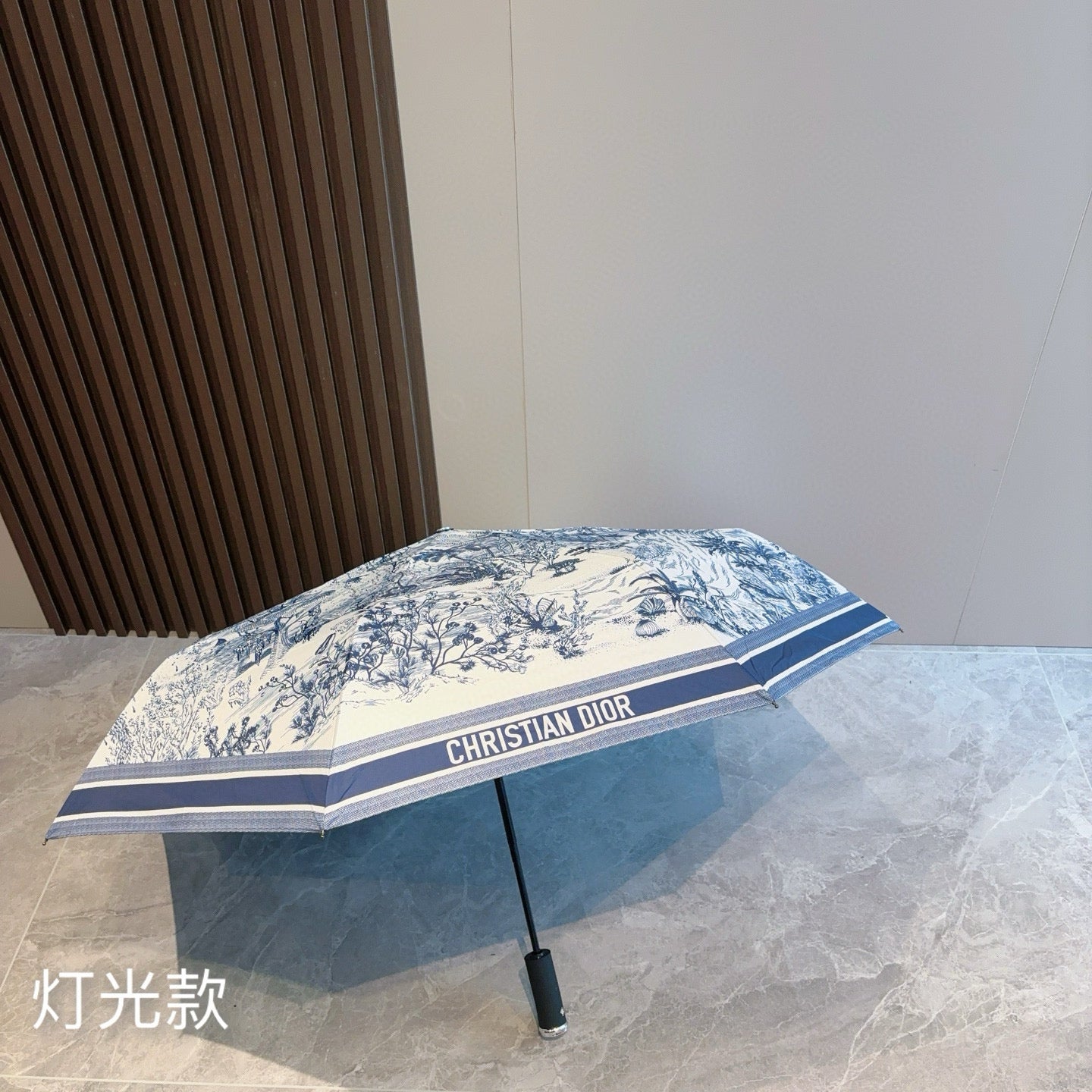 15RD80SDE Stylish UV resistant umbrella