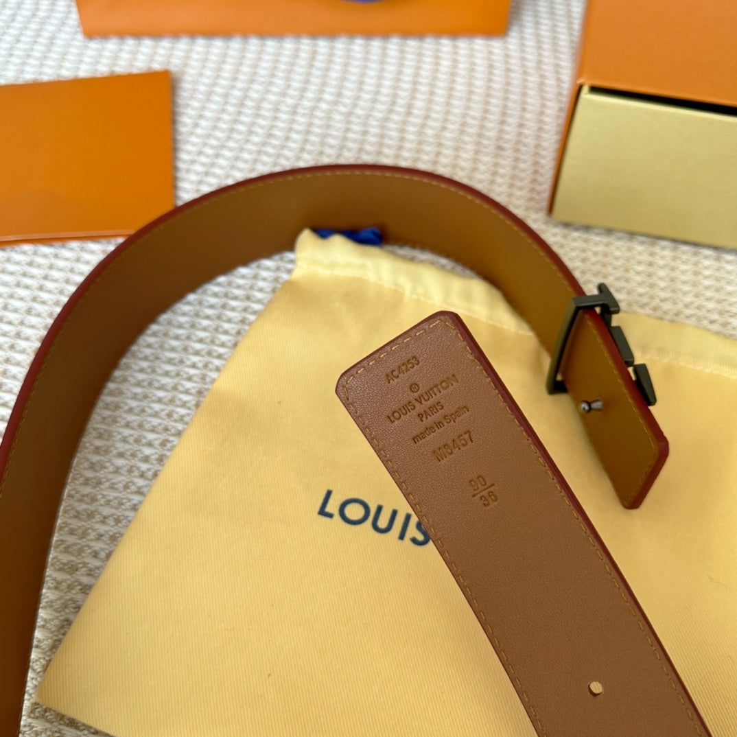 14E131PDE Stylish  High quality belt With full package