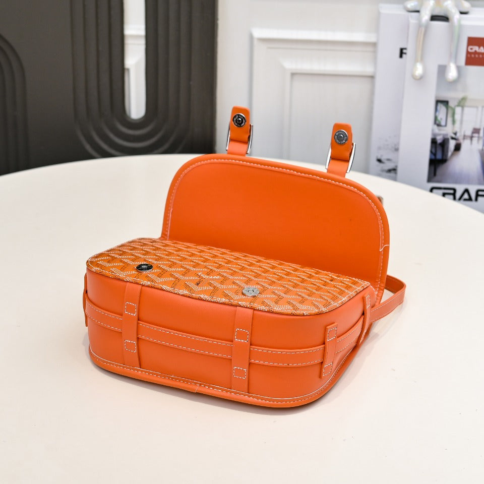 165RA5BDE Stylish leather bag