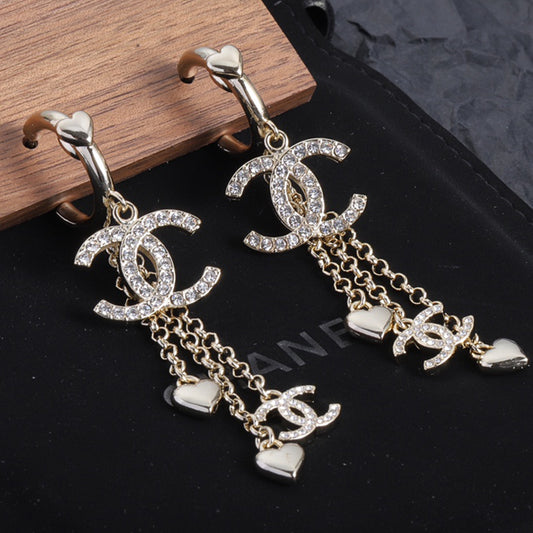 14E509EDE Stylish Earrings