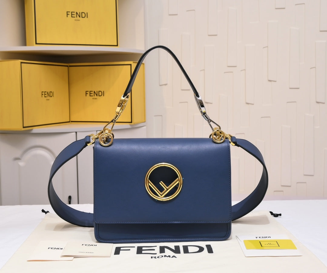 1XF90BDE Stylish leather bag 