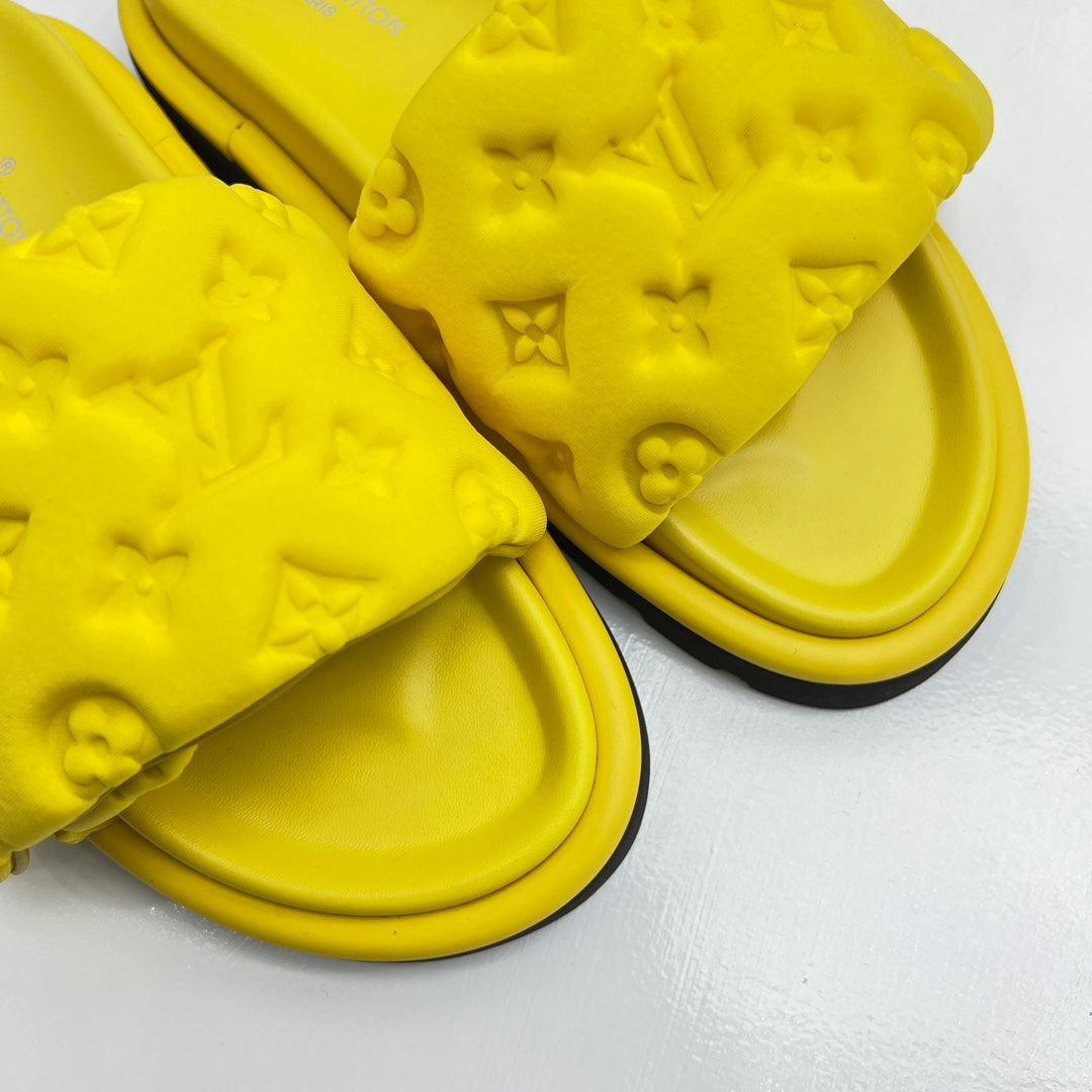 5YE115ZDE Stylish Slippers