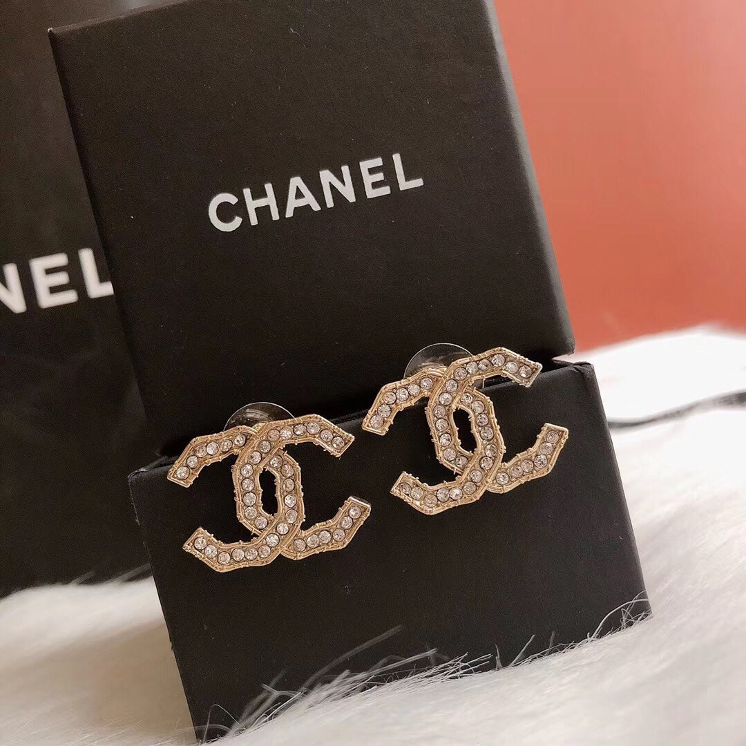 14C54EDE Stylish Earrings