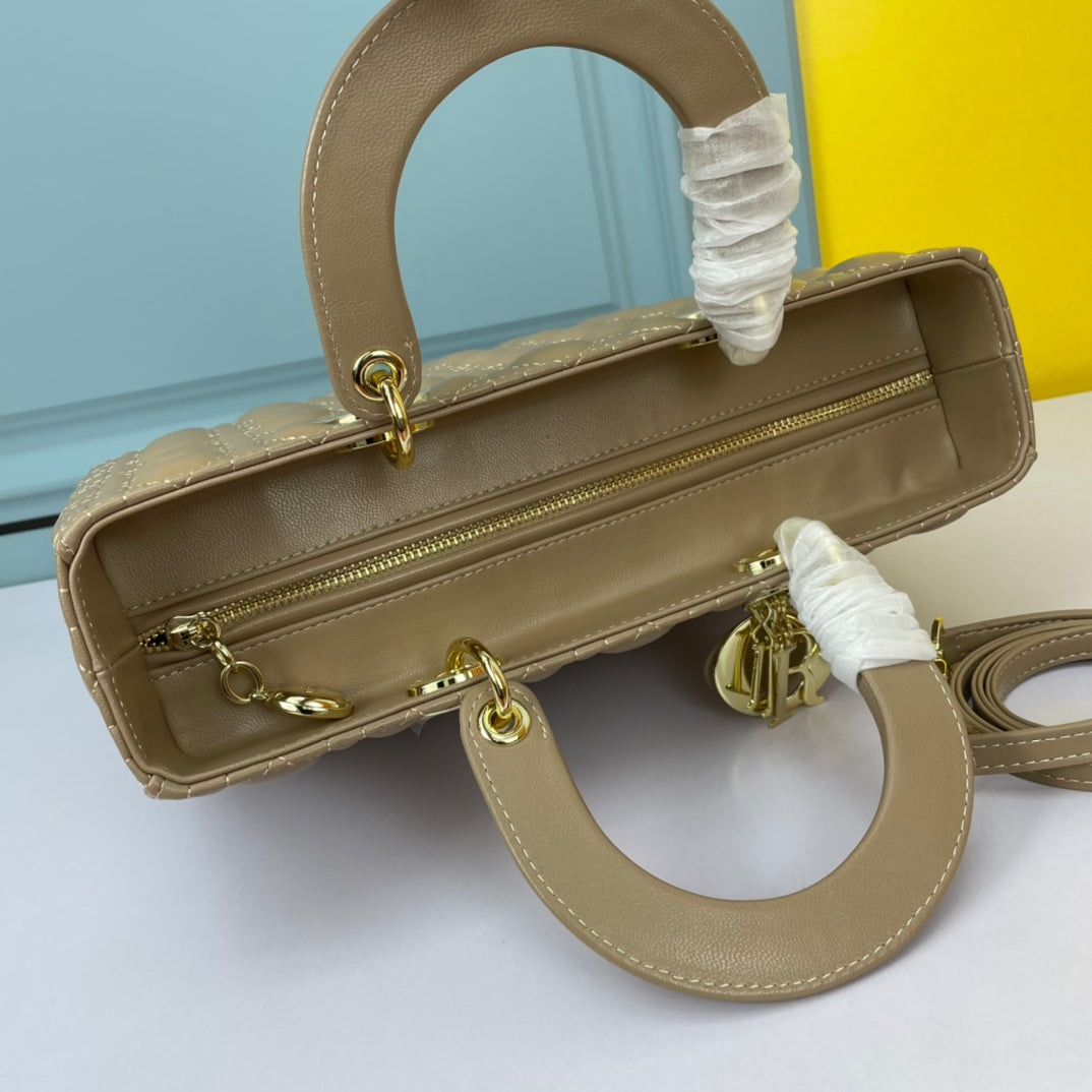 1XD54BDE Stylish leather bag  (32CM)