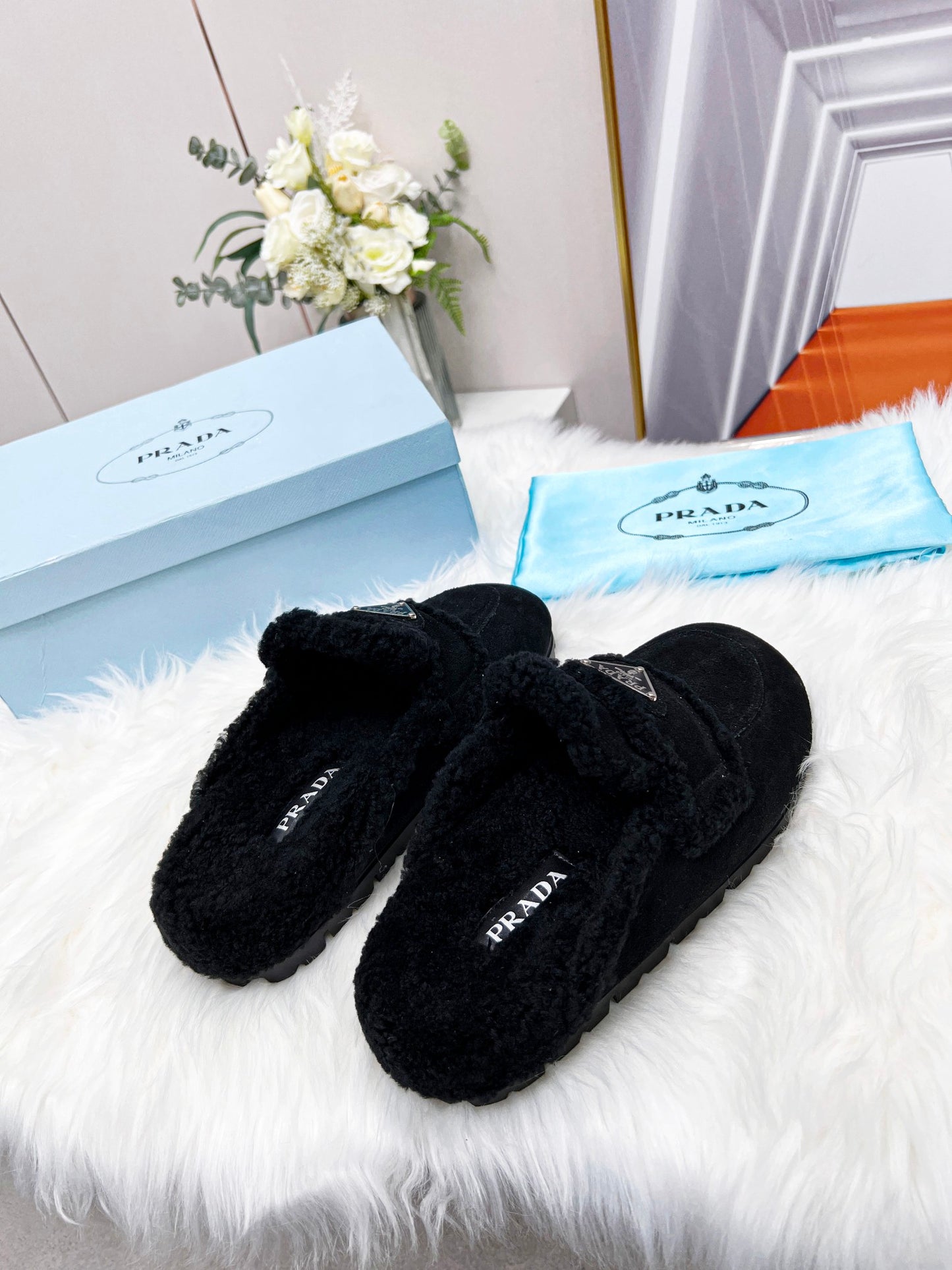 1LPD22ZDE Stylish Slippers