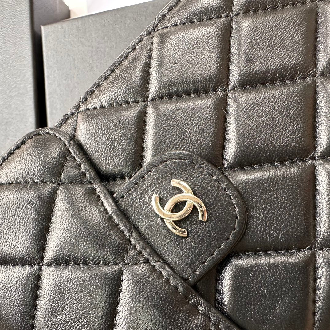165RC1BDE Stylish leather bag