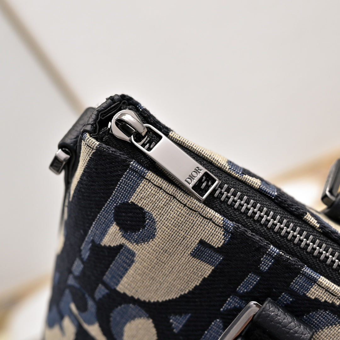 1XD65BDE Stylish bag