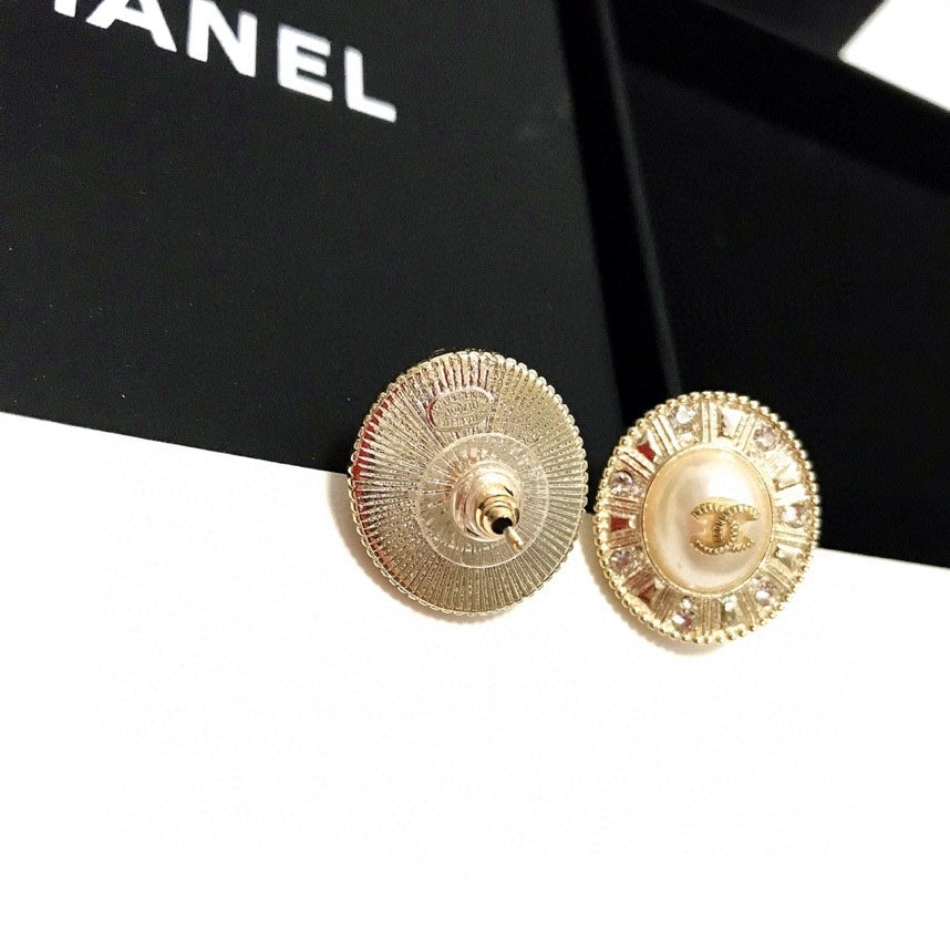 14C790EDE Stylish Earrings