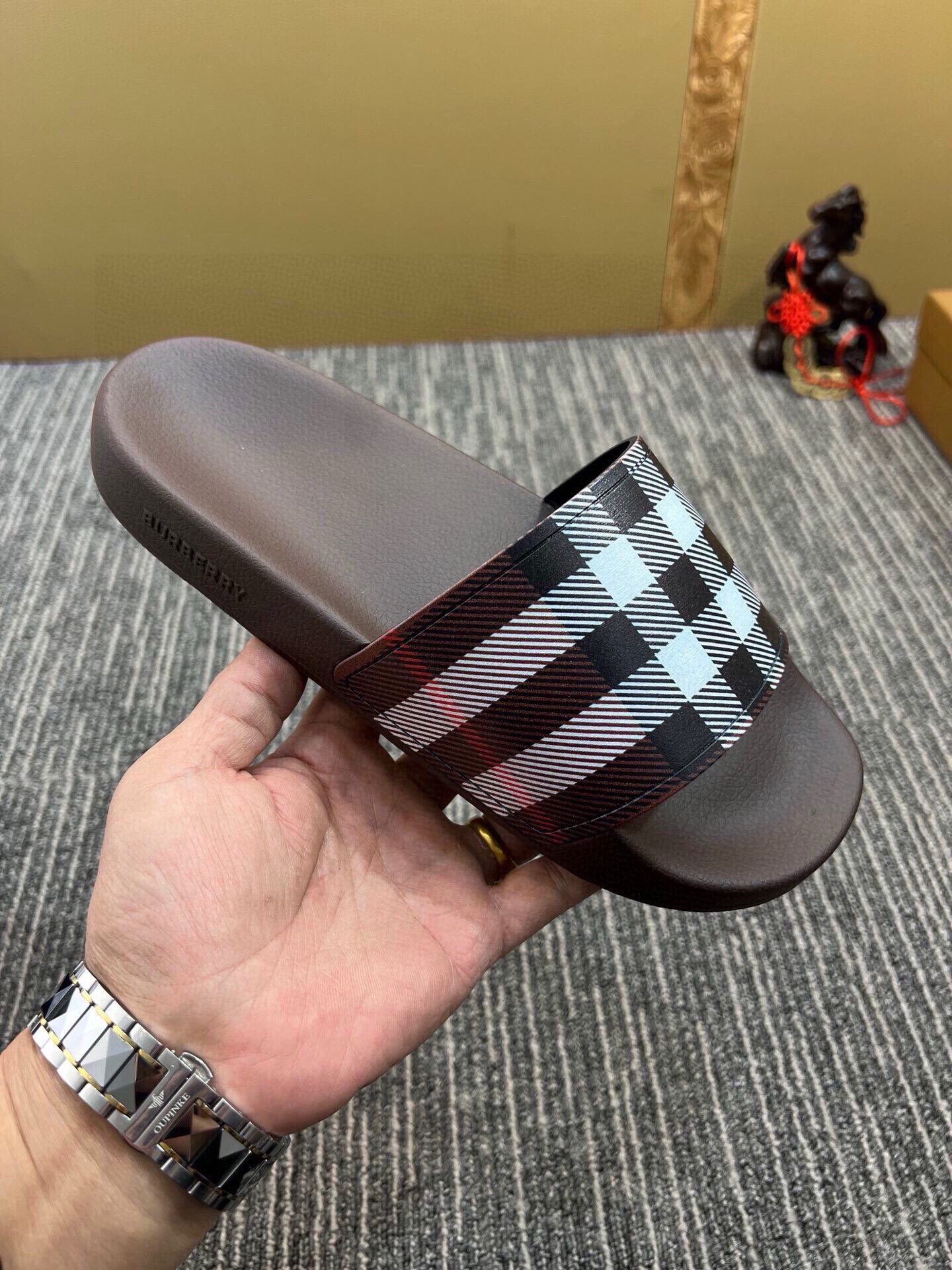 535ZR259ZDE Stylish Slippers