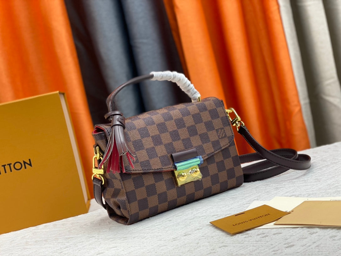 1WE2BDE Stylish leather Bags