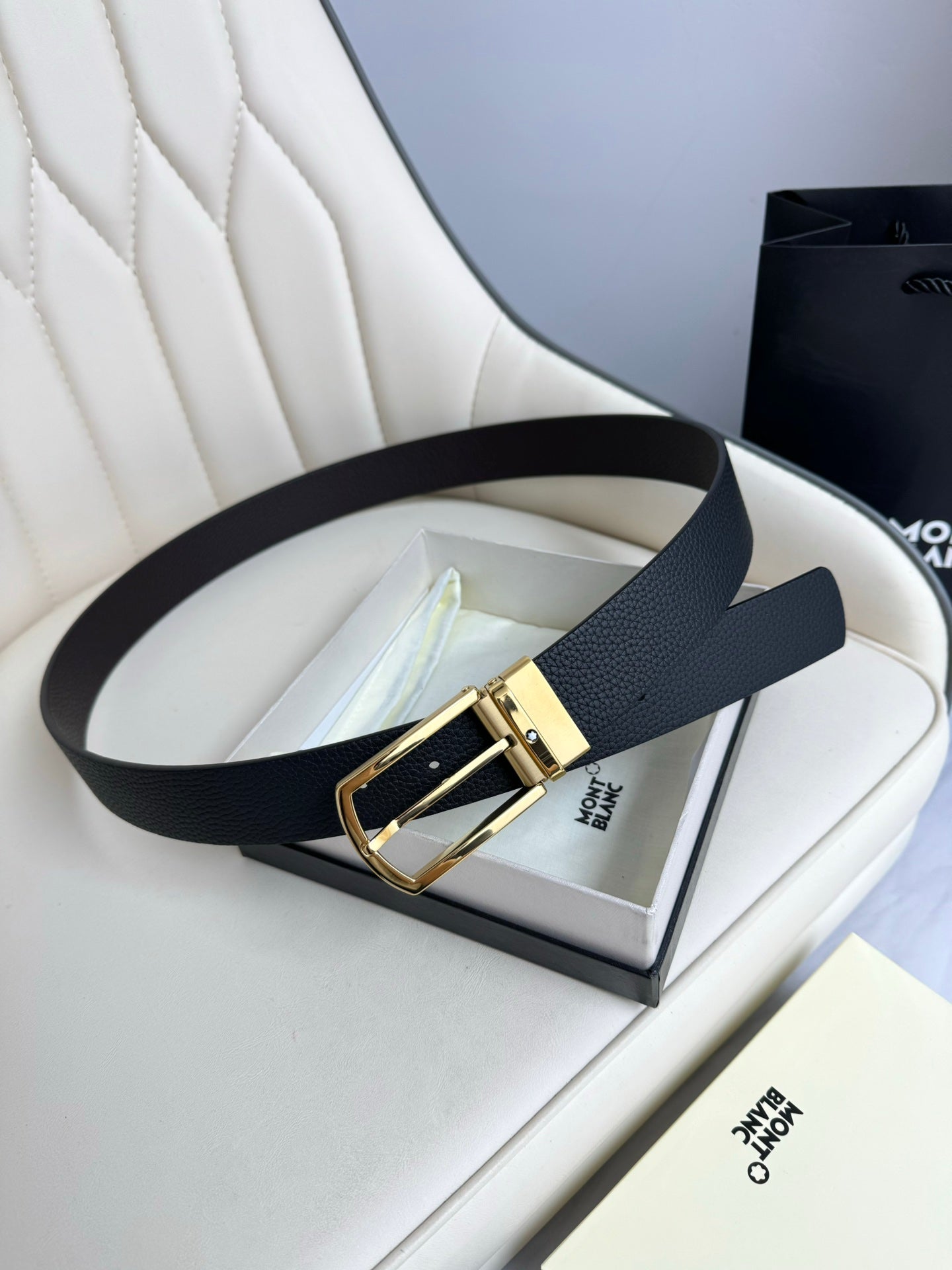 155RA238PDE Stylish  High quality belt With full package