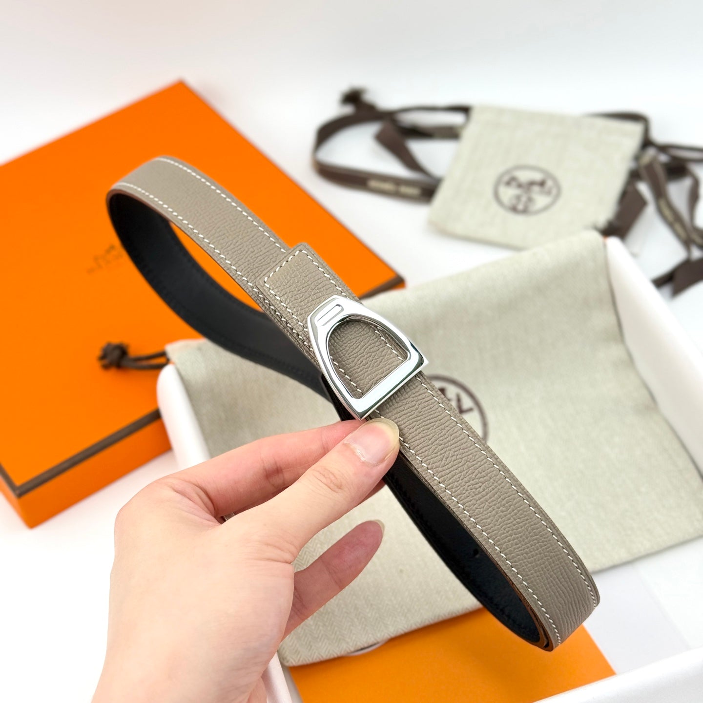 155RH232PDE Stylish  High quality belt With full package