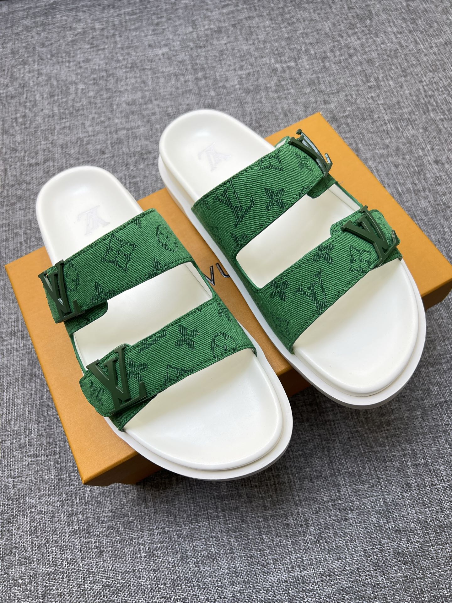 535RE2ZDE Stylish Slippers shoes