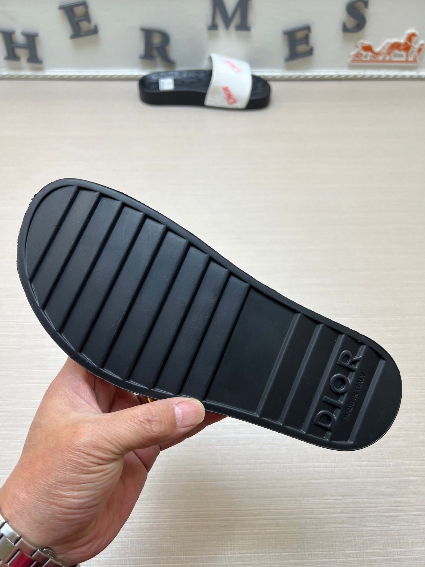 535ZD279ZDE Stylish Slippers